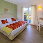 Foresteria Margherita 4* Colico